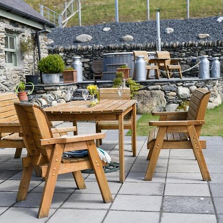 Finest Retreats - Moelis Granary - Luxury Cottage With Hot Tub Llandrillo Esterno foto