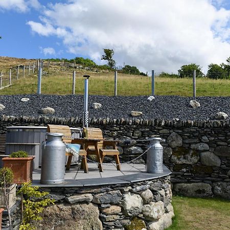 Finest Retreats - Moelis Granary - Luxury Cottage With Hot Tub Llandrillo Esterno foto