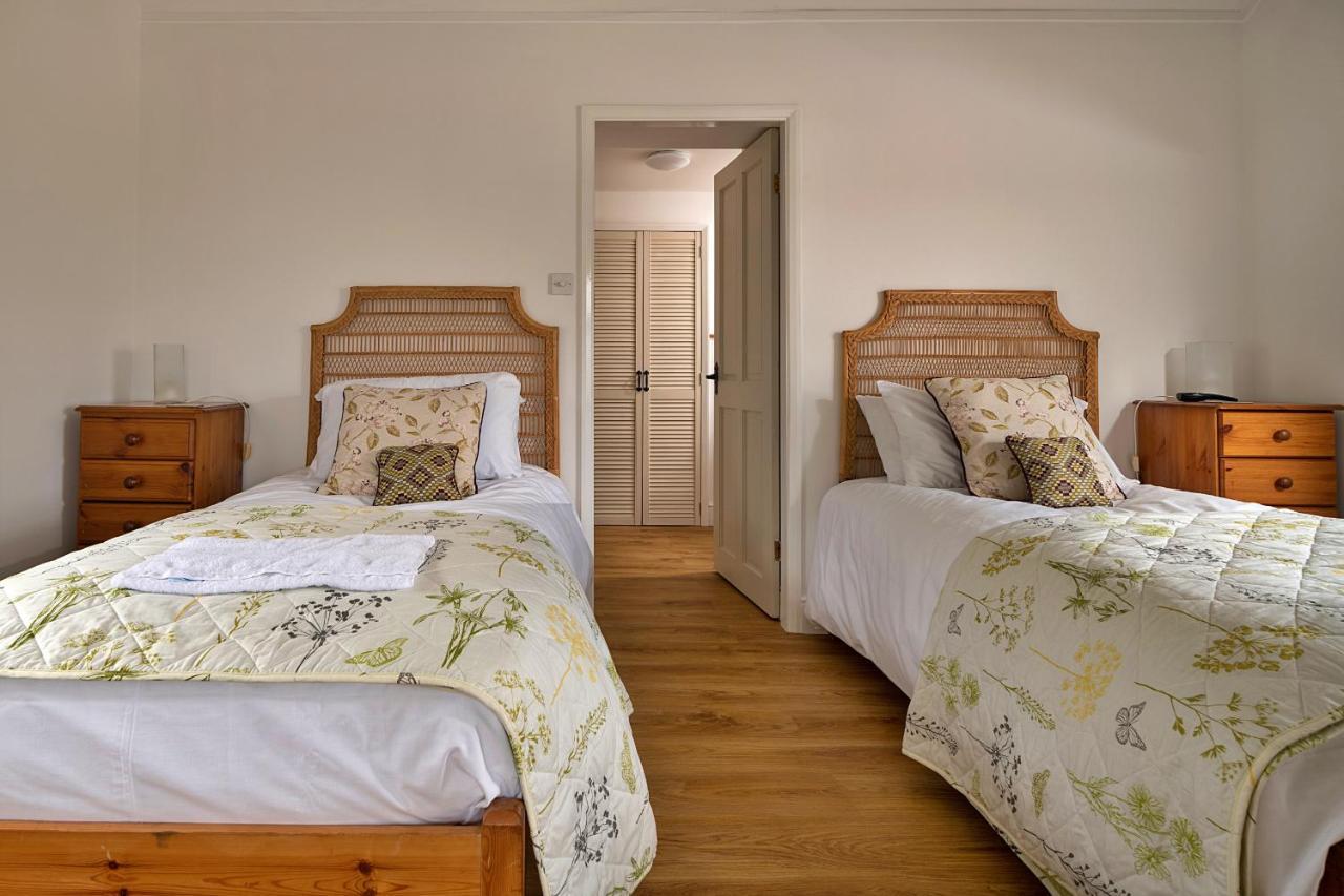 Finest Retreats - Moelis Granary - Luxury Cottage With Hot Tub Llandrillo Esterno foto