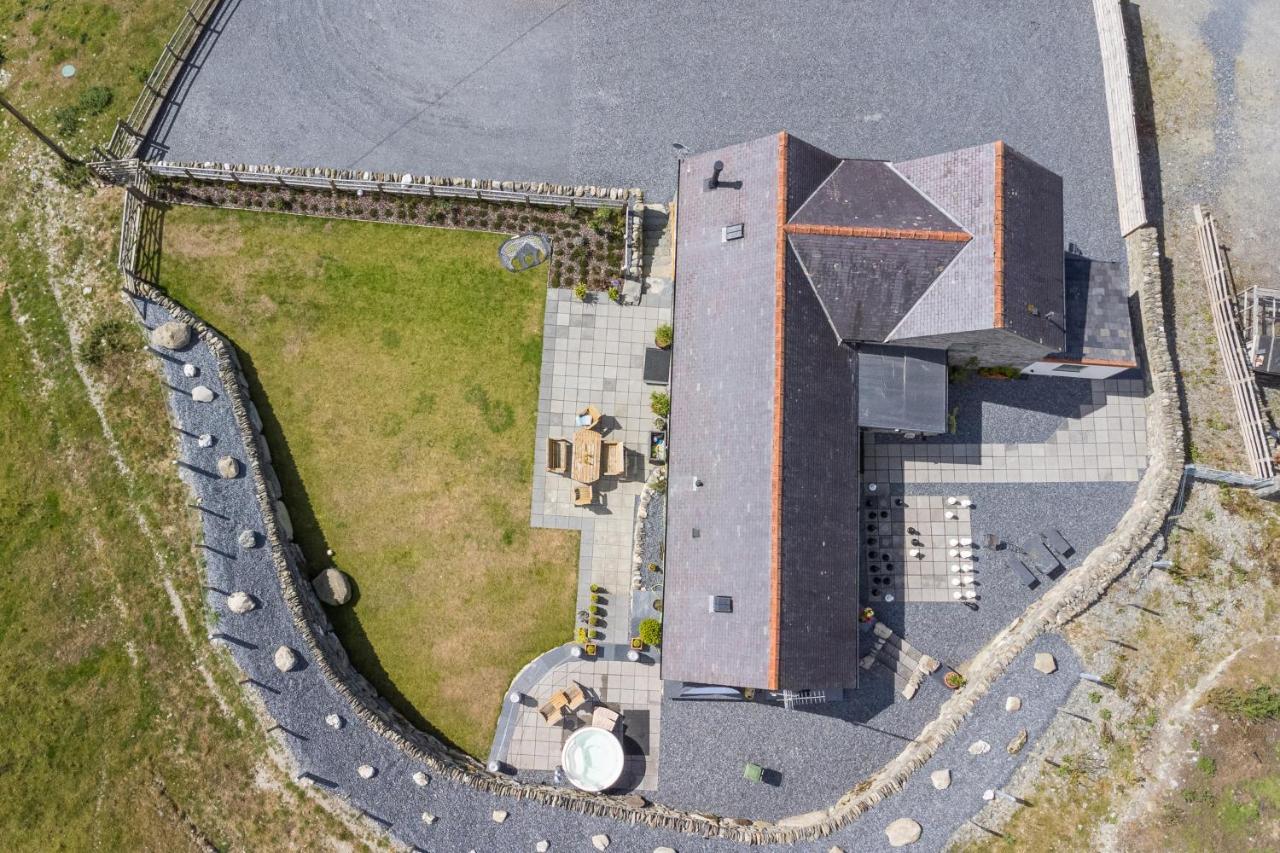 Finest Retreats - Moelis Granary - Luxury Cottage With Hot Tub Llandrillo Esterno foto